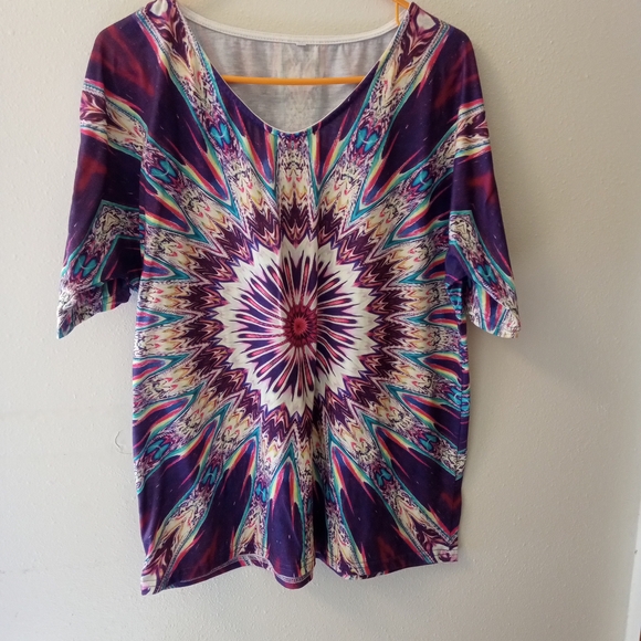 Kaleidoscope Burst Short Sleeve Top - Picture 1 of 3